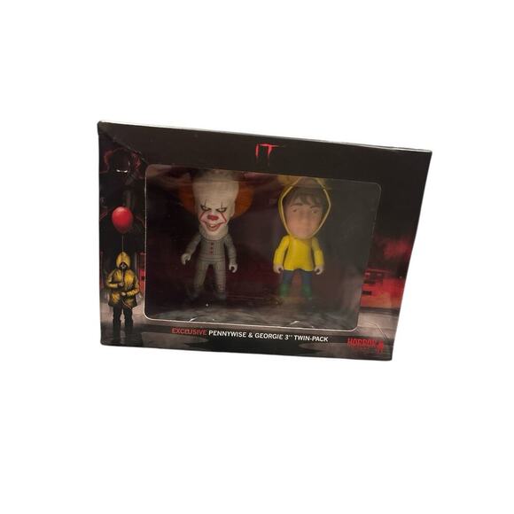 Exclusive Pennywise & Georgie 3” Vinyl Figures Twin Pack Horror Titans IT - Picture 6 of 6